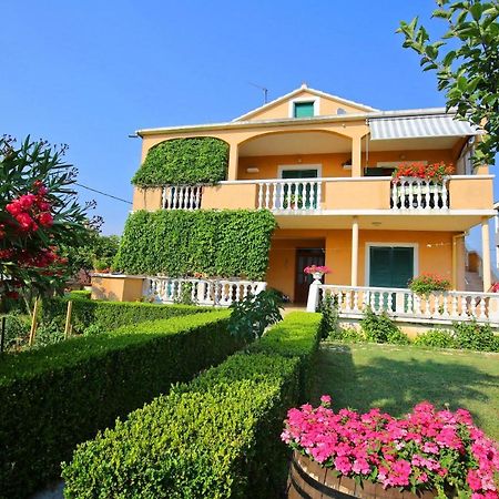 Apartmani Dane Сукошан Екстер'єр фото