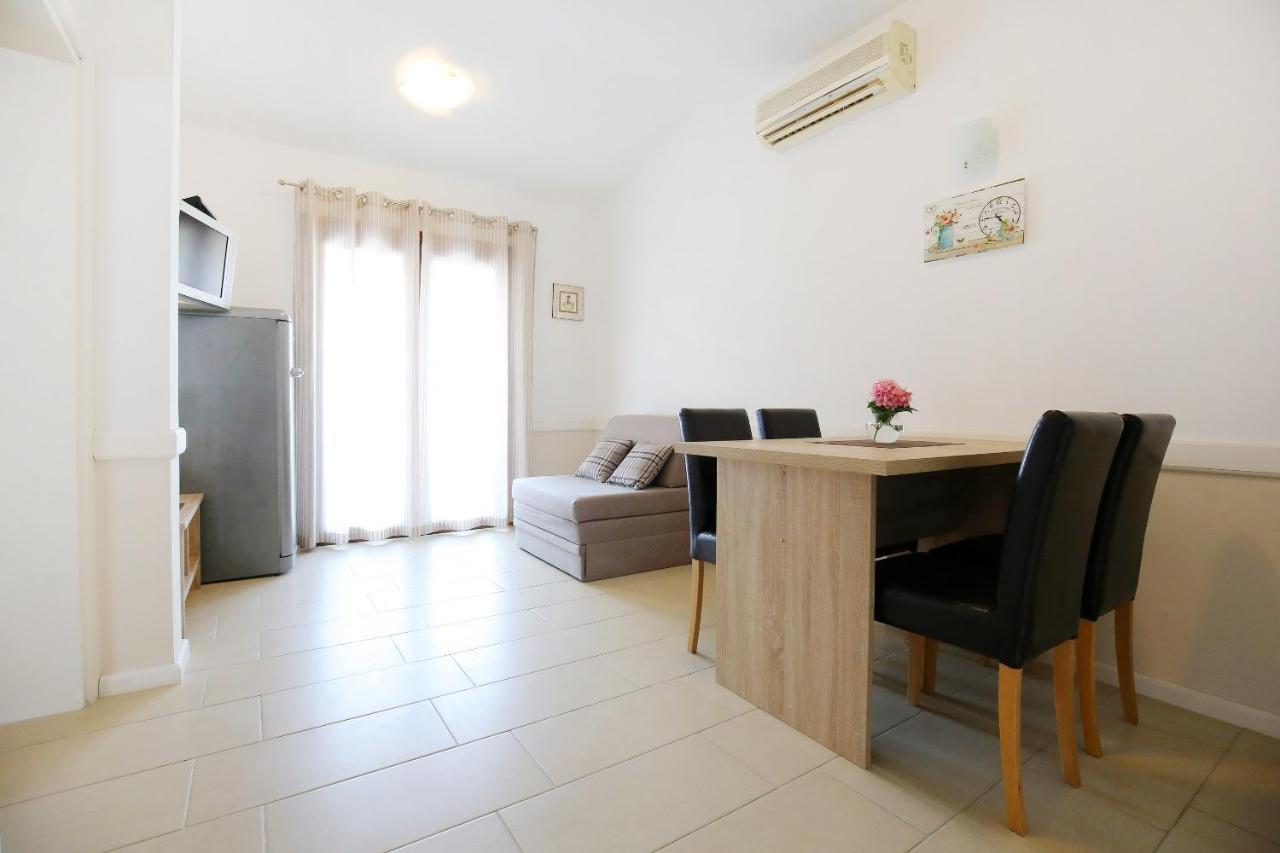Apartmani Dane Сукошан Екстер'єр фото